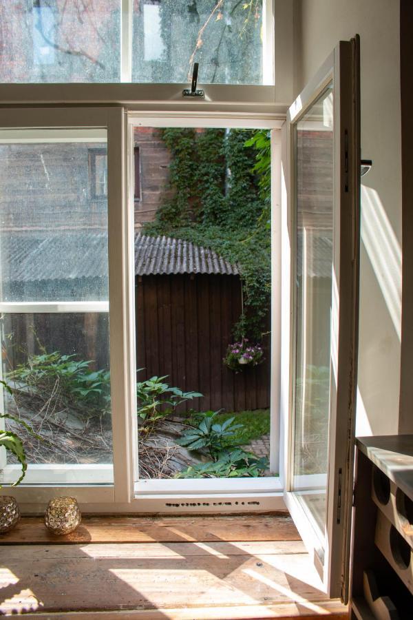 Bohemian Hideout, Old Town, Tartu Home エクステリア 写真